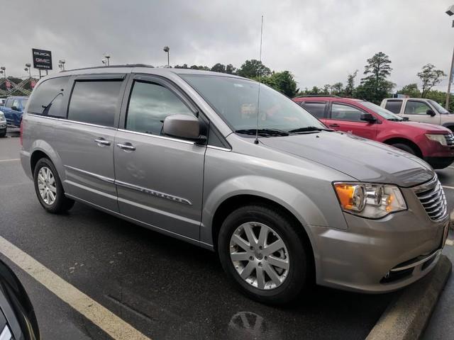 2016 chrysler town and country touring touring 4dr mini-van for sale in blades, delaware