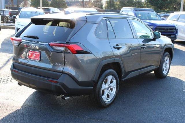 2021 toyota rav4 xle