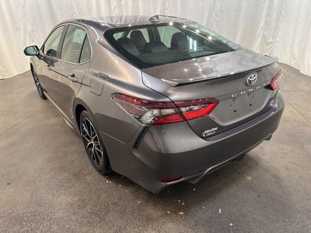 2021 toyota camry se in clarksville, tennessee