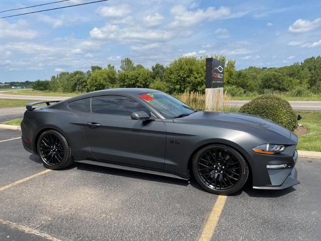2022 ford mustang gt premium