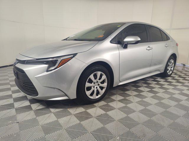 2024 toyota corolla hybrid le