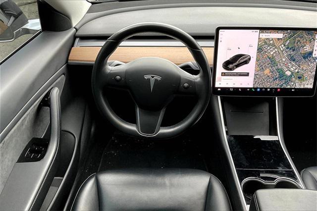 2019 tesla model 3 mid range