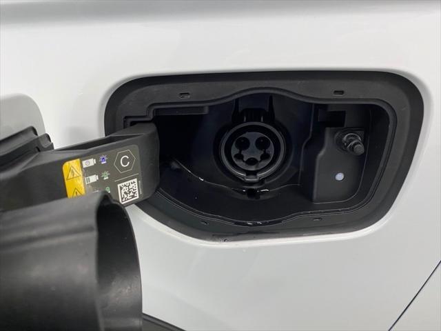 2022 jeep grand cherokee 4xe base