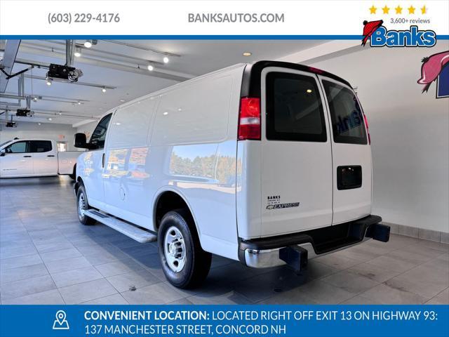2022 chevrolet express 2500 rwd 2500 regular wheelbase wt