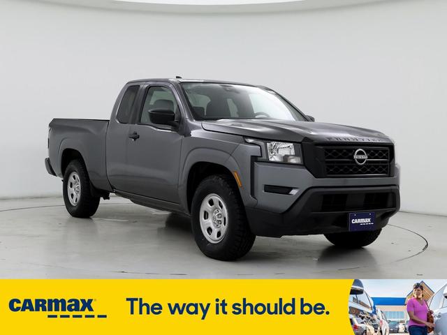 2022 nissan frontier s