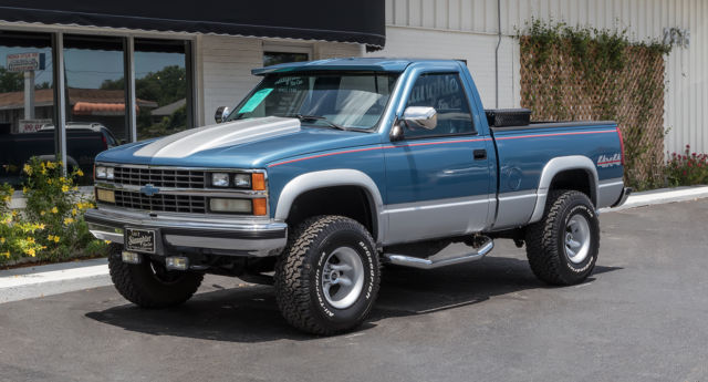 4x4, automatic, lifted, rust free, restored, dead straight