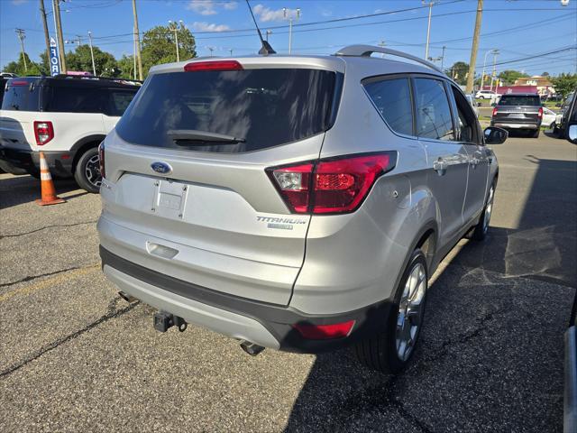 2019 ford escape titanium