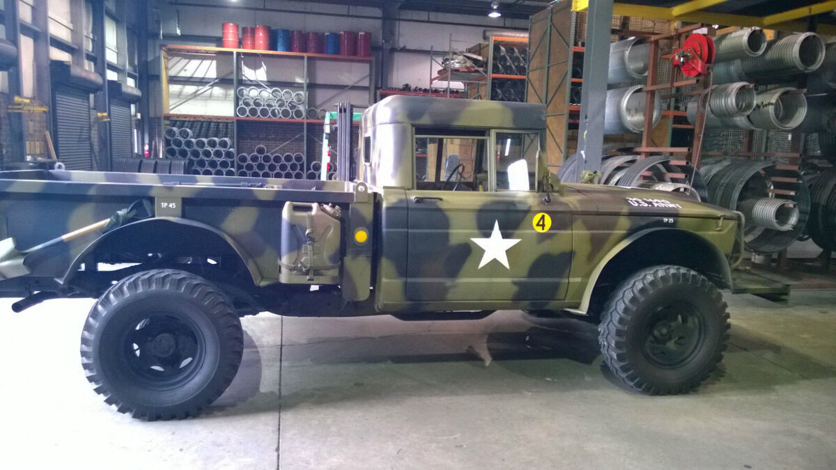 1967 kaiser jeep m715 heavy duty military pickup truck camo