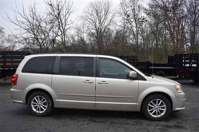 2014 dodge grand caravan sxt