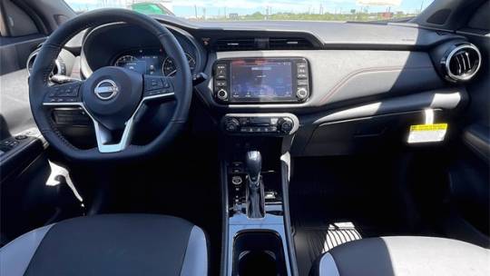 2024 Nissan Kicks