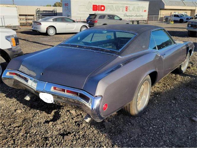 1969 buick riviera in cadillac, michigan