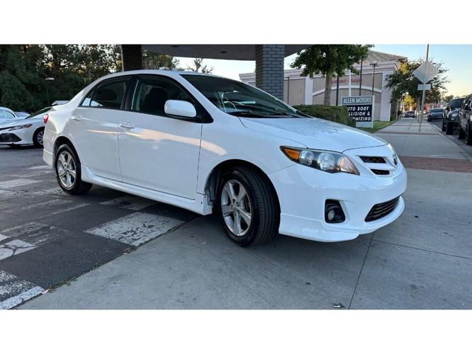 2012 toyota corolla in thousand oaks, california