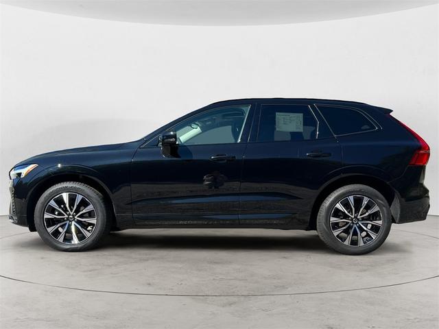 2024 volvo xc60 b5 plus dark theme
