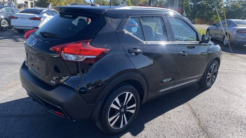 2018 nissan kicks sr