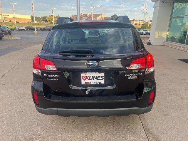 2010 subaru outback 2.5i
