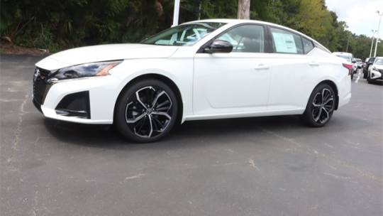 2025 Nissan Altima