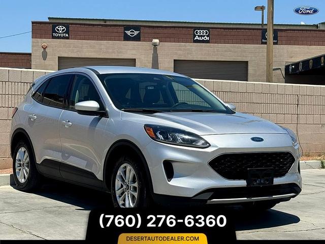 2020 ford escape se