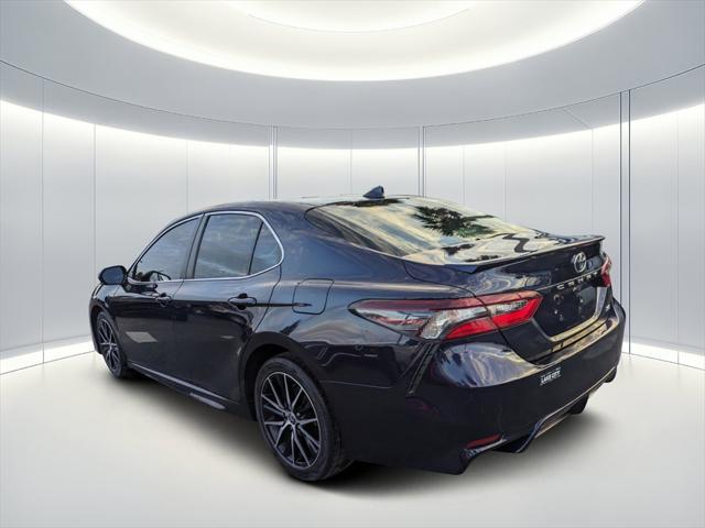 2022 toyota camry se