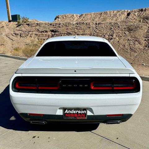 2017 dodge challenger gt