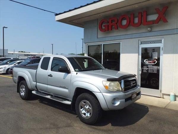 2006 toyota tacoma in secaucus, new jersey