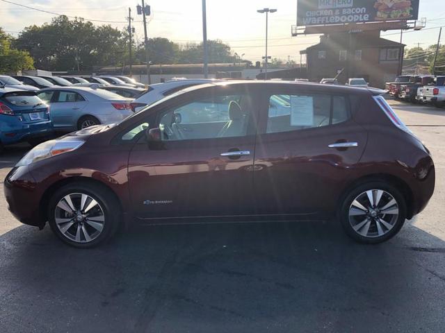 2016 nissan leaf sv