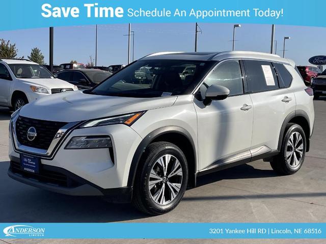 2021 nissan rogue sv