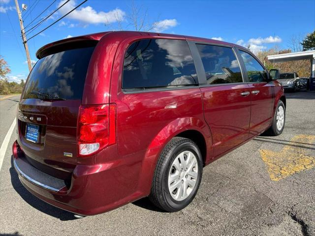 2019 dodge grand caravan se