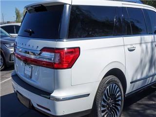 2020 Lincoln Navigator black label