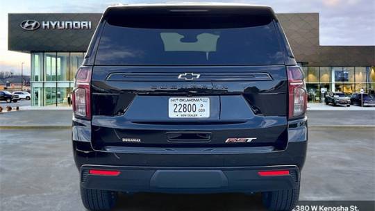 2023 chevrolet suburban rst