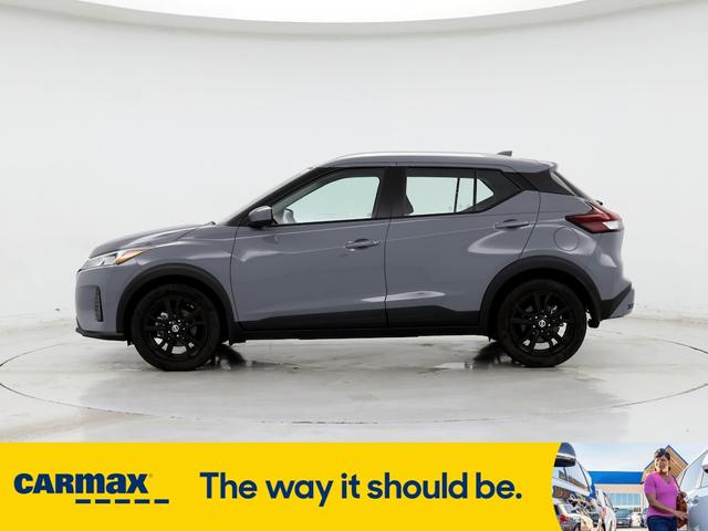 2021 nissan kicks sv
