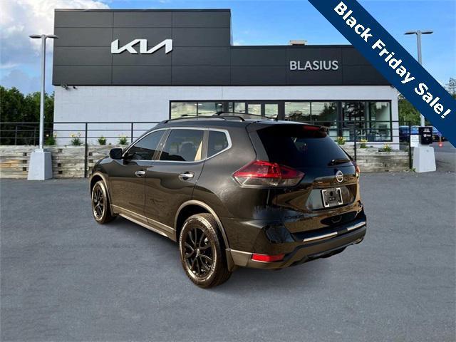 2018 nissan rogue sv