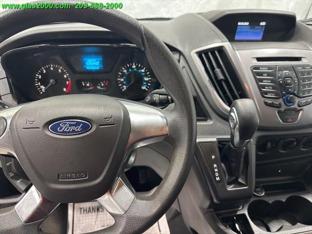 2015 ford transit-150 xlt