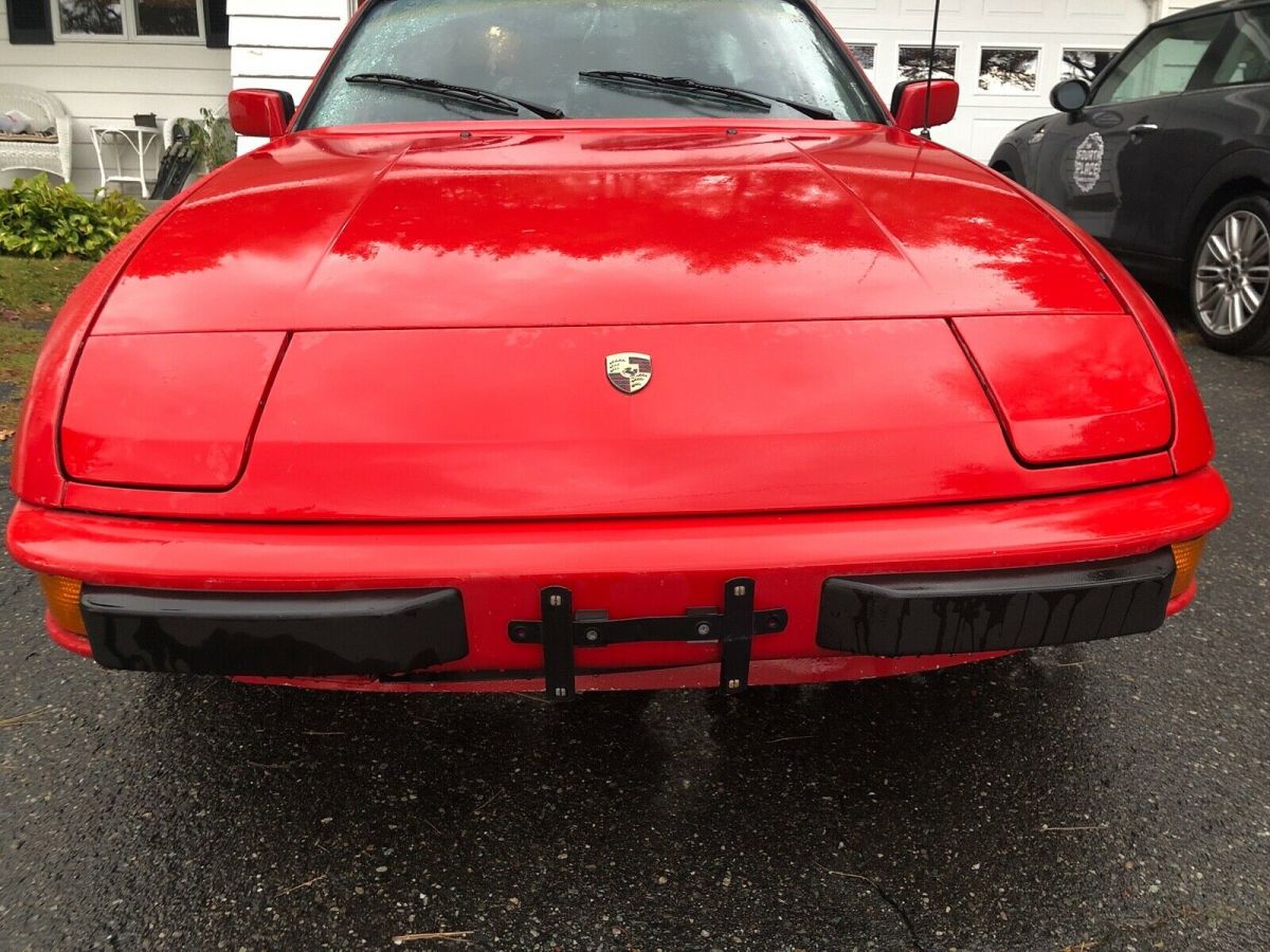 red 1987 porsche 924s - reduced price