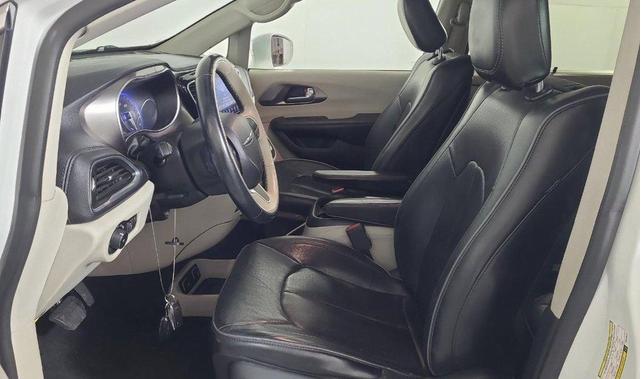 2017 chrysler pacifica limited