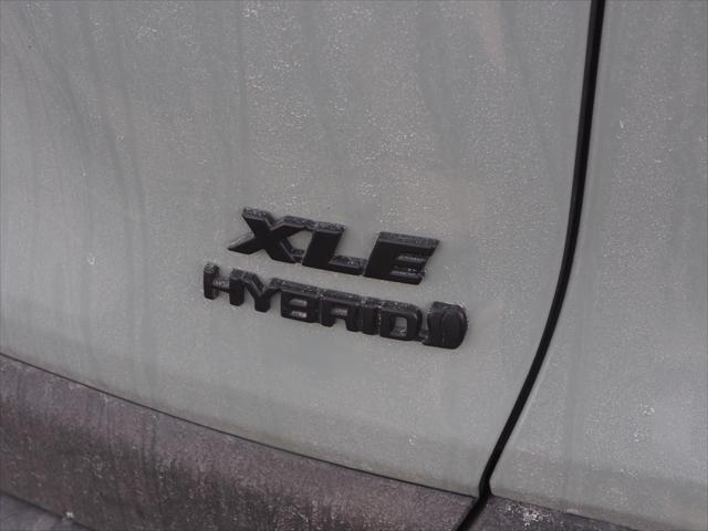 2020 toyota rav4 hybrid xle