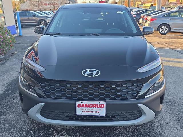 2022 hyundai kona se