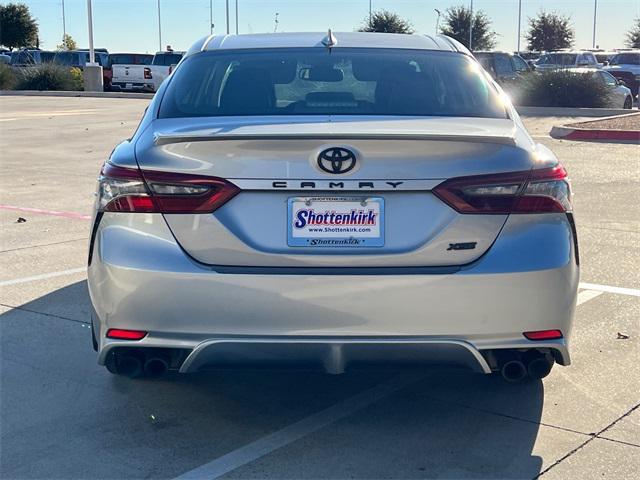 2022 toyota camry xse