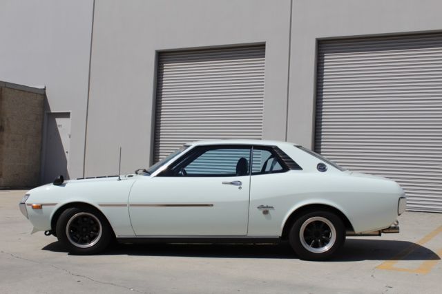 1973 toyota ta22 celica gtv (a.k.a daruma)