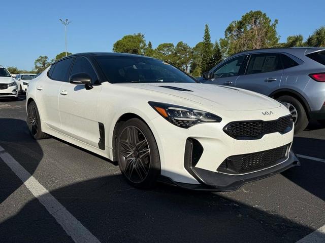 2022 kia stinger gt1