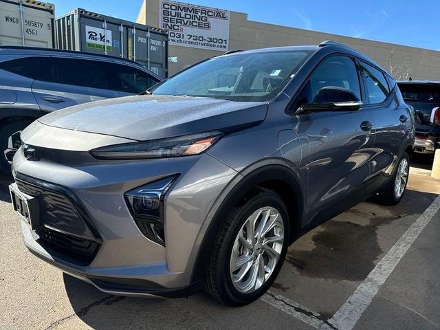 2023 chevrolet bolt euv lt