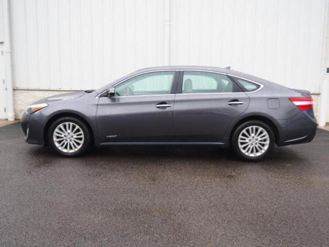 2013 toyota avalon hybrid limited limited 4dr sedan for sale in triadelphia, west virginia