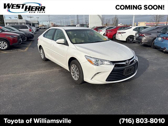 2017 toyota camry le
