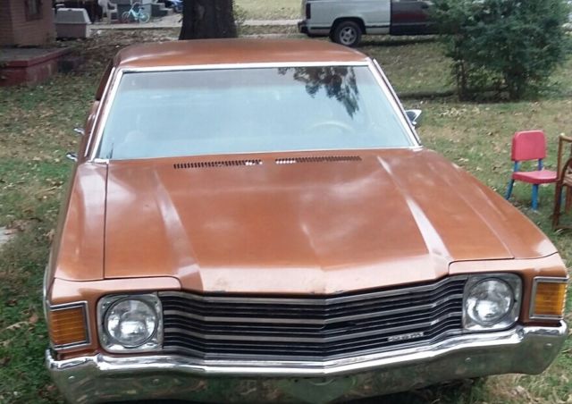 1972 chevy chevelle all original, 307 eng, 350 trans, came with a/c, nice origin