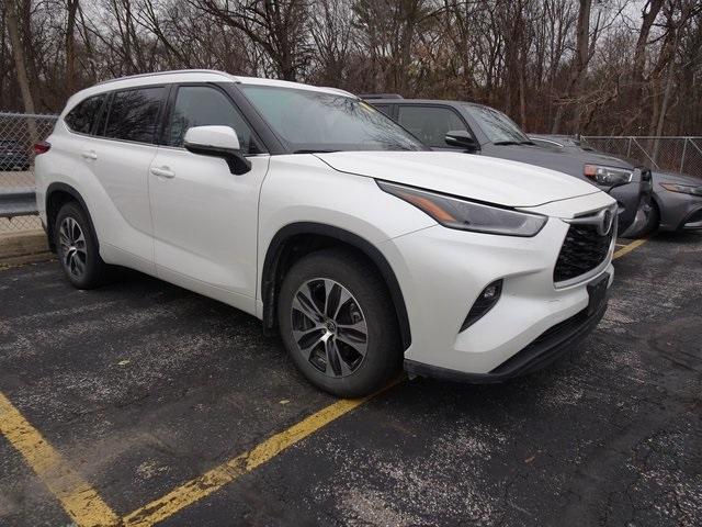 2021 toyota highlander xle