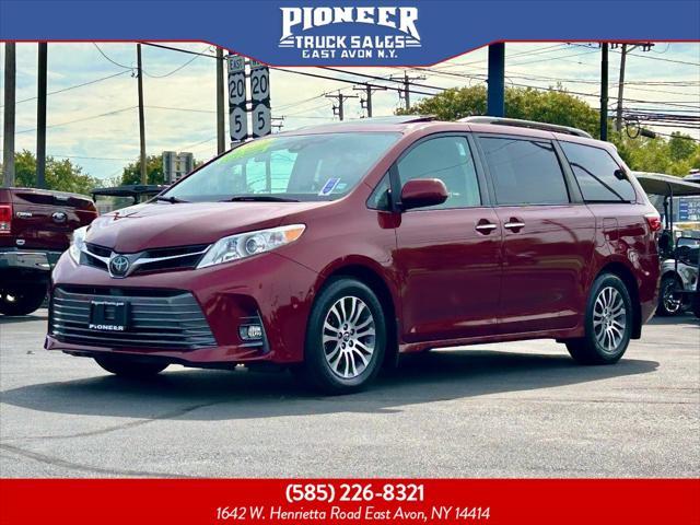 2018 toyota sienna xle