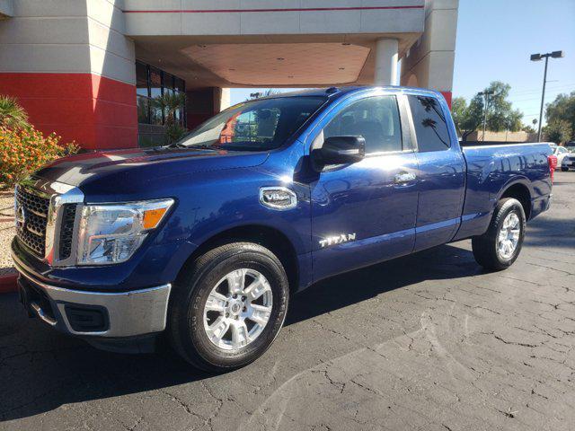 2017 nissan titan sv