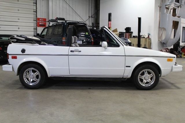 1985 volkswagen rabbit 202433 miles white coupe 4 cylinder manual