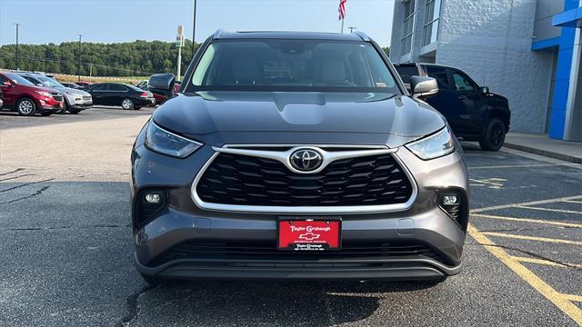 2021 toyota highlander xle
