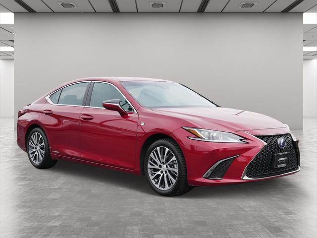 2022 lexus es 300h f sport