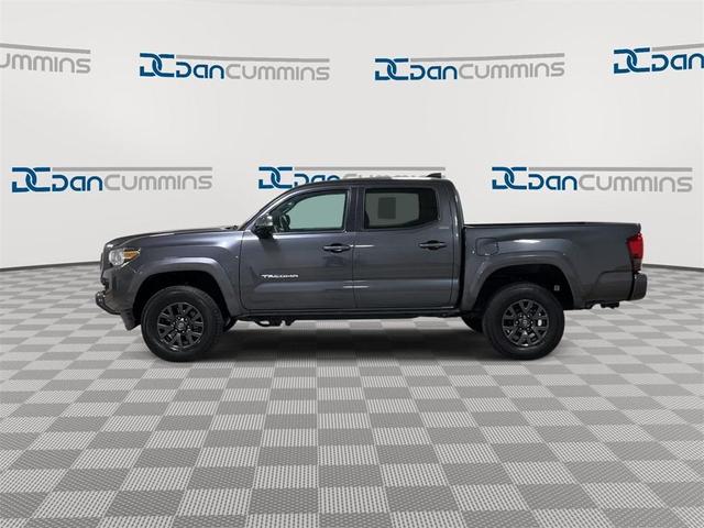 2022 toyota tacoma sr5